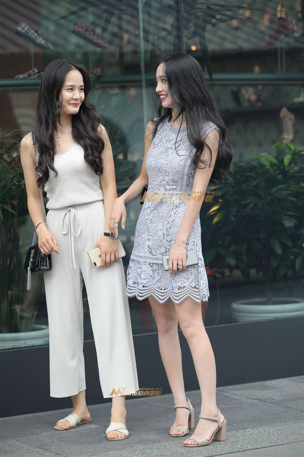 图片[2]-【凯恩赛帖】爱笑的大眼美眉-街拍流行馆