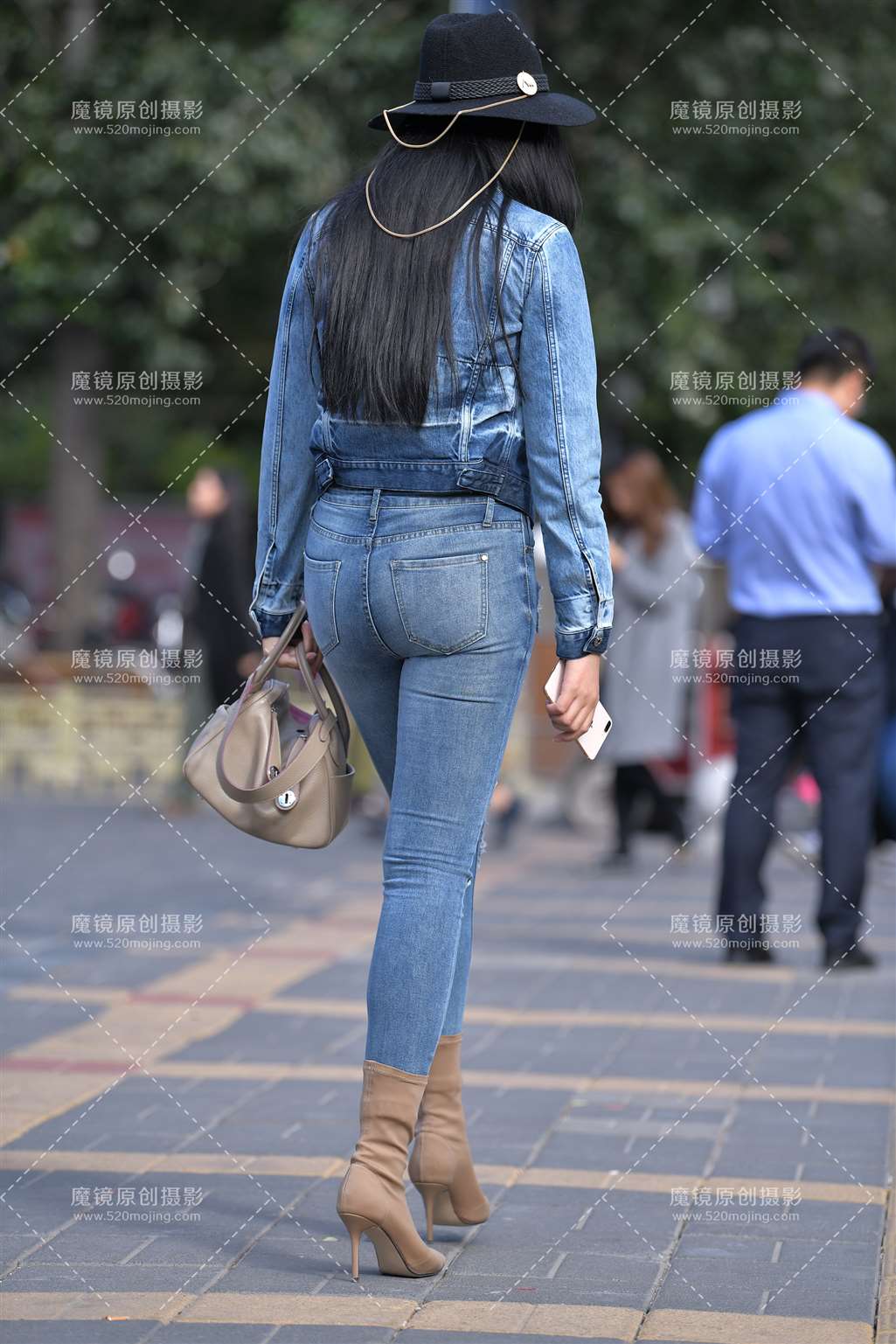 图片[2]-【红石赛帖】性感牛仔少妇-流行馆