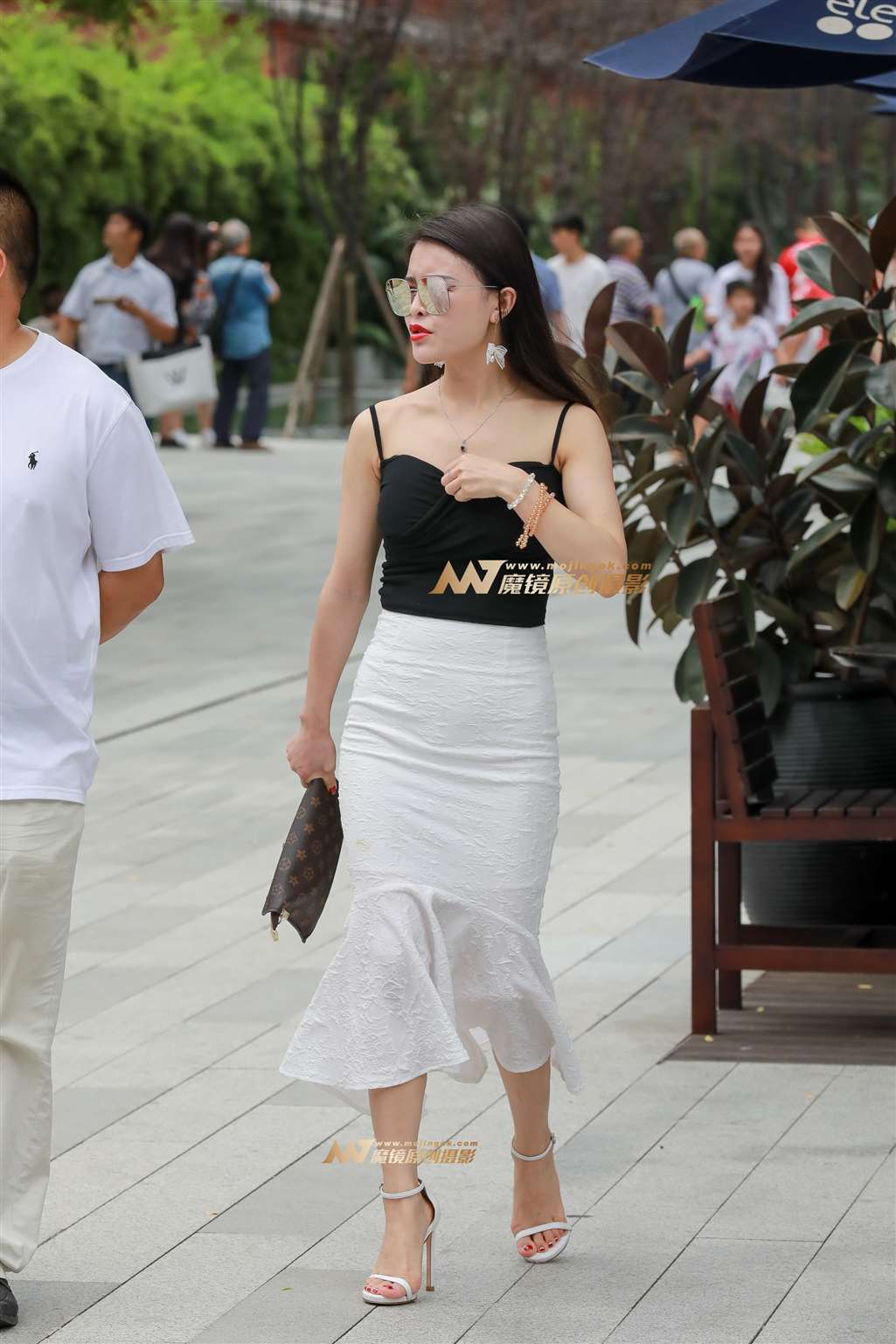图片[4]-【凯恩赛贴】包臀裙美女 曼妙身姿-流行馆