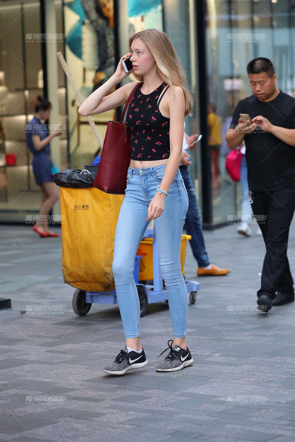 【视觉冲击赛贴】露腰紧牛，妳是在寻找我吗?-流行馆