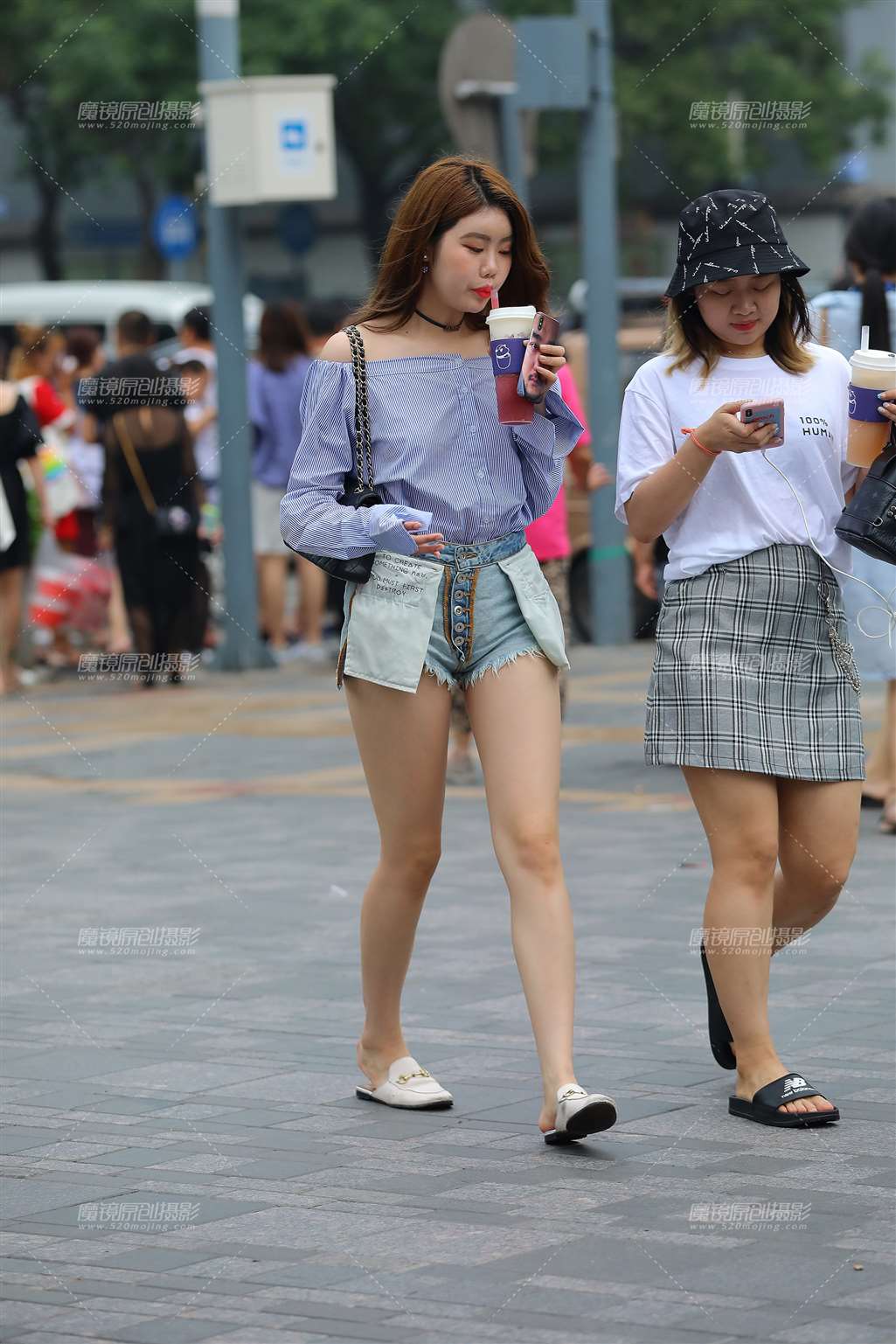 图片[3]-反转穿的热裤长腿美眉-流行馆