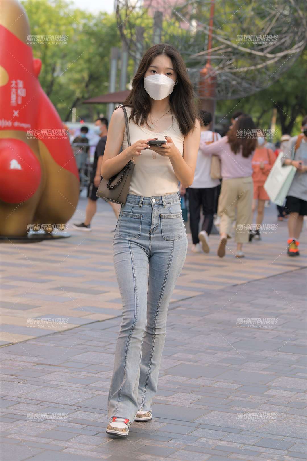 图片[3]-牛仔裤美女-流行馆
