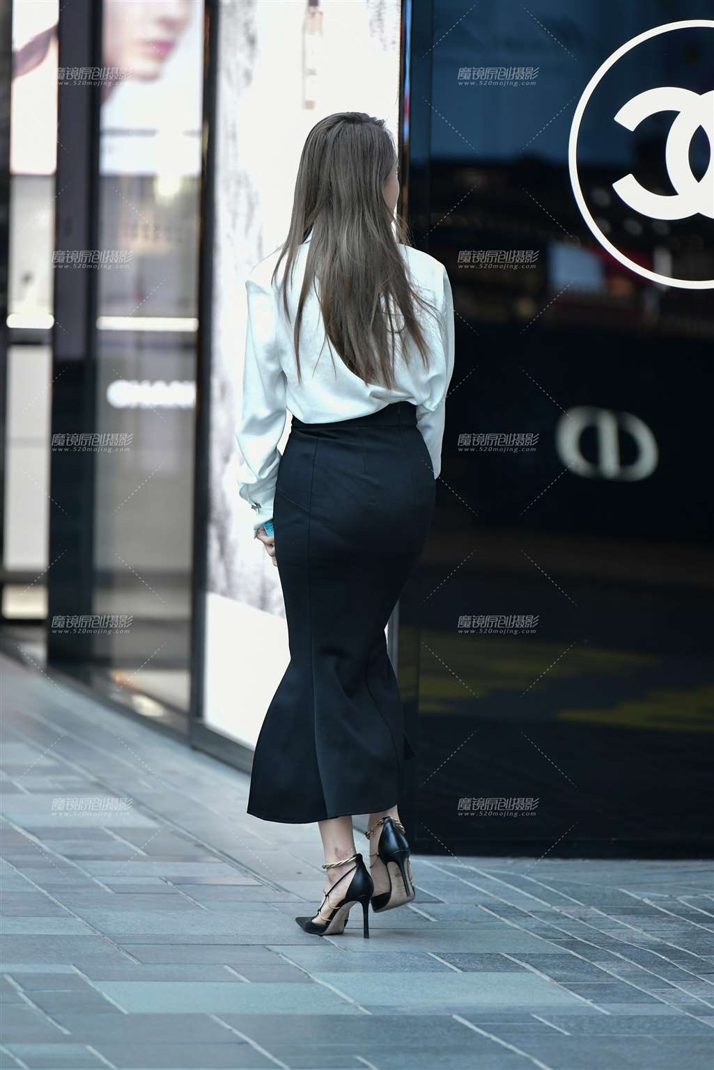 图片[2]-高跟长裙美女-流行馆