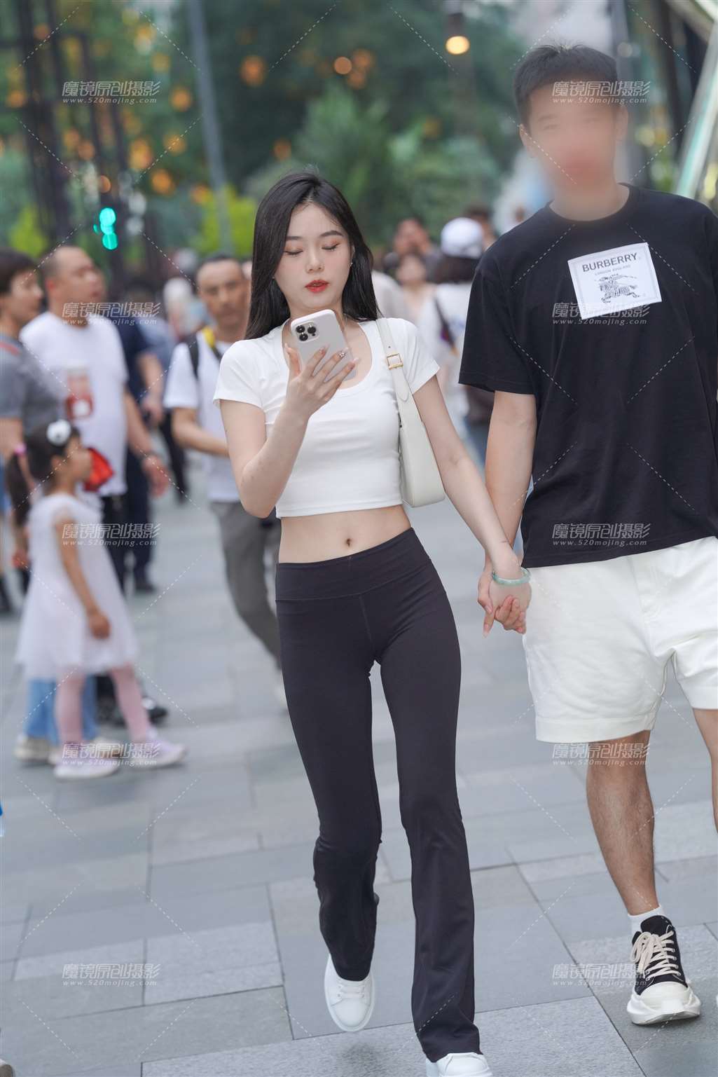图片[3]-瑜伽裤女孩-流行馆