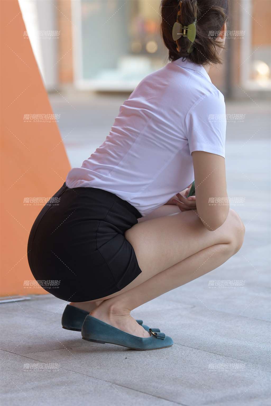 图片[3]-黑色制服包臀裙美女-流行馆