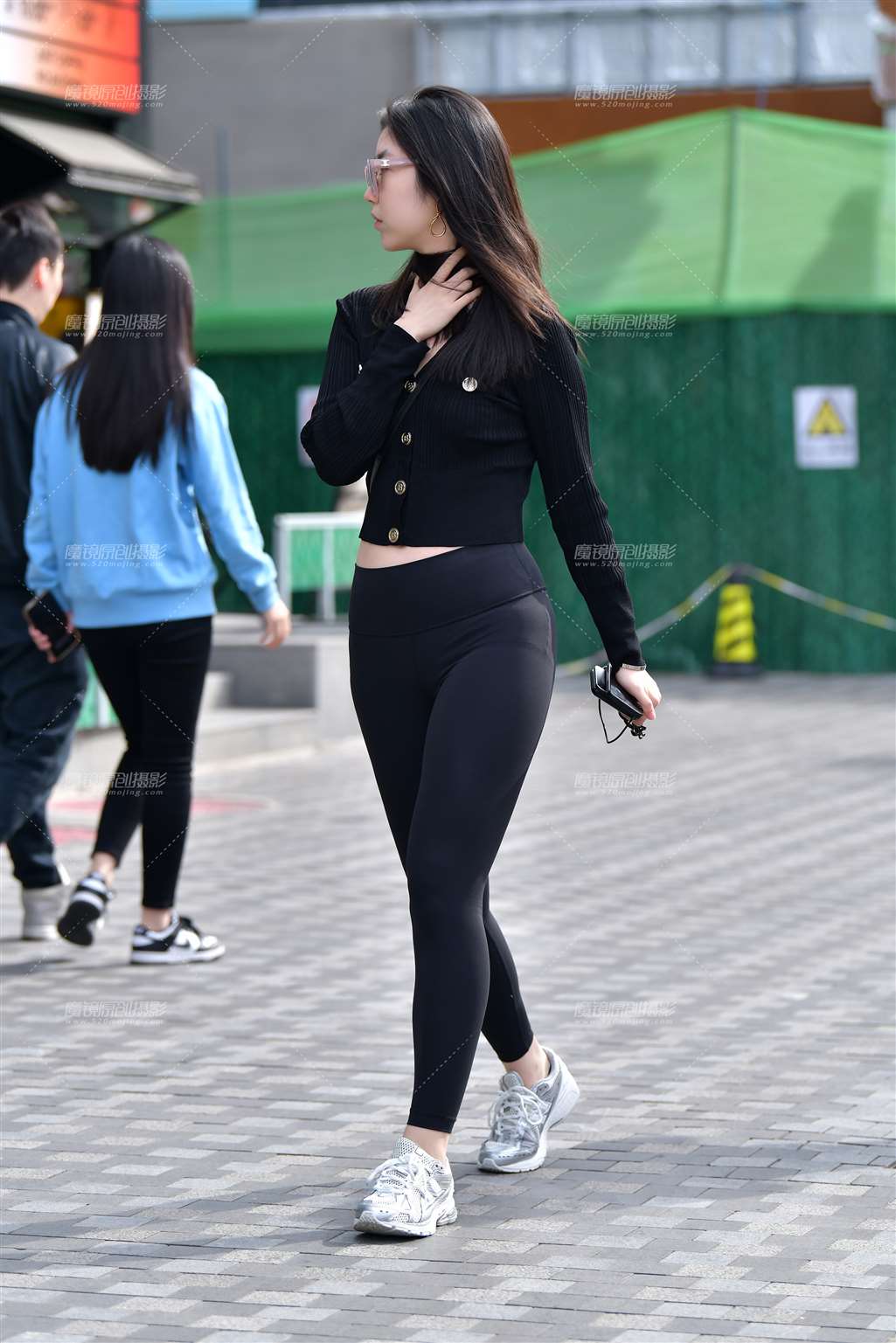 图片[4]-高挑瑜伽紧身裤美女-流行馆