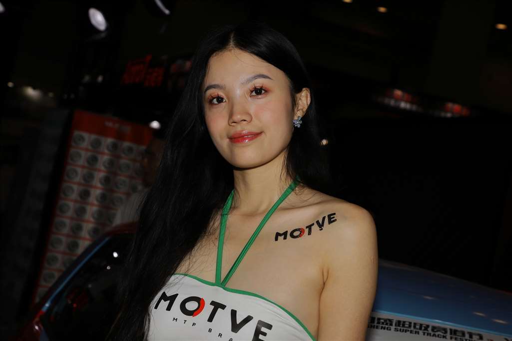 白绿抹胸短裙制服-流行馆