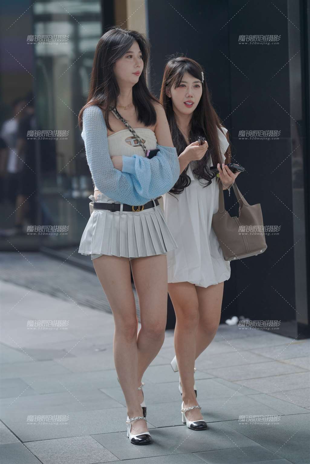 长腿美眉-街拍流行馆