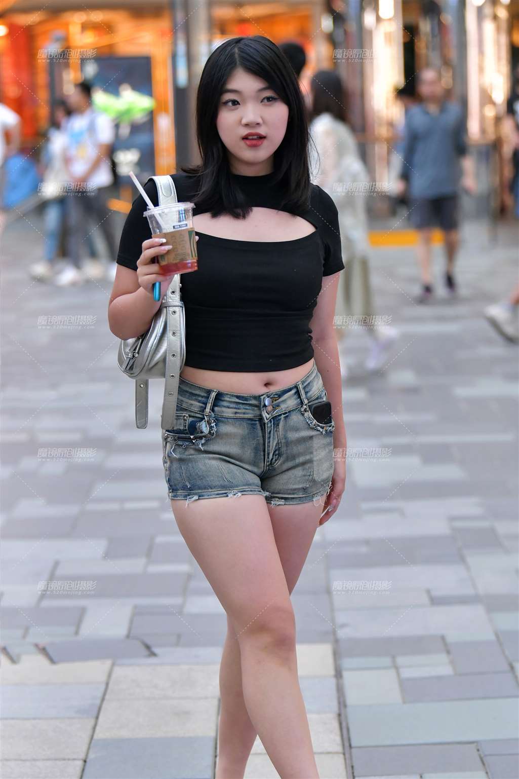 图片[3]-微微丰腴热裤美女-流行馆