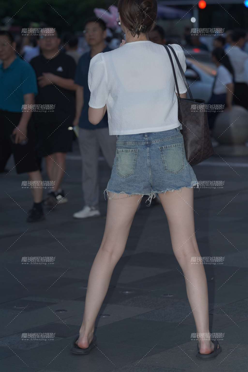 图片[5]-气质长腿美女-流行馆