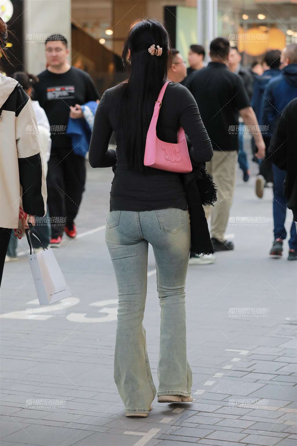 图片[5]-紧身牛仔裤美女-流行馆