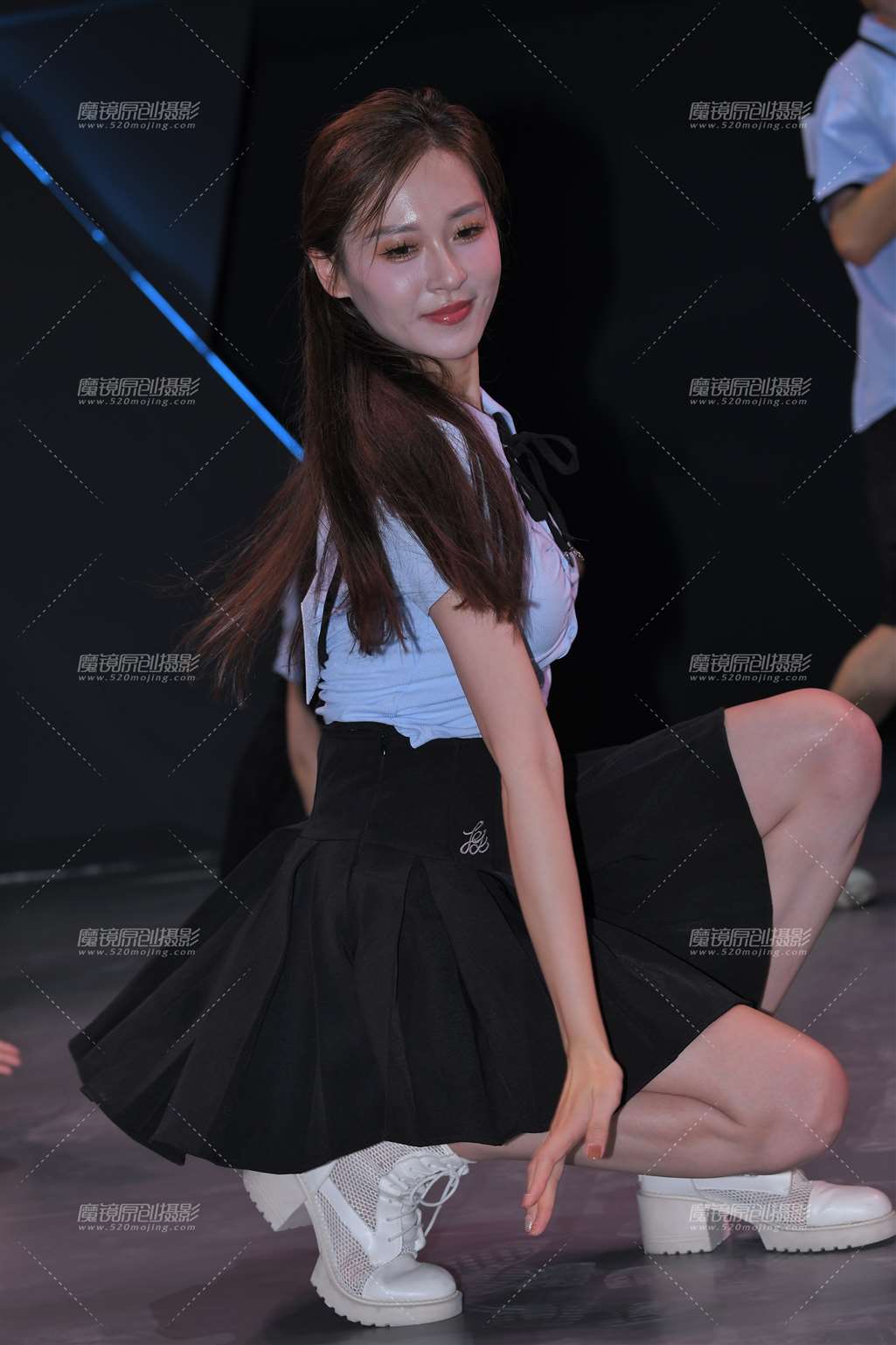 百万粉丝的神勇小龙鼠-街拍流行馆