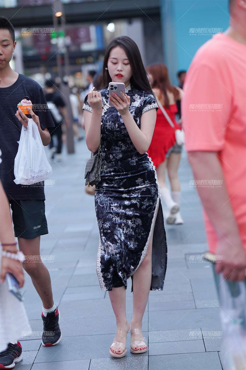 图片[3]-玉足旗袍-流行馆