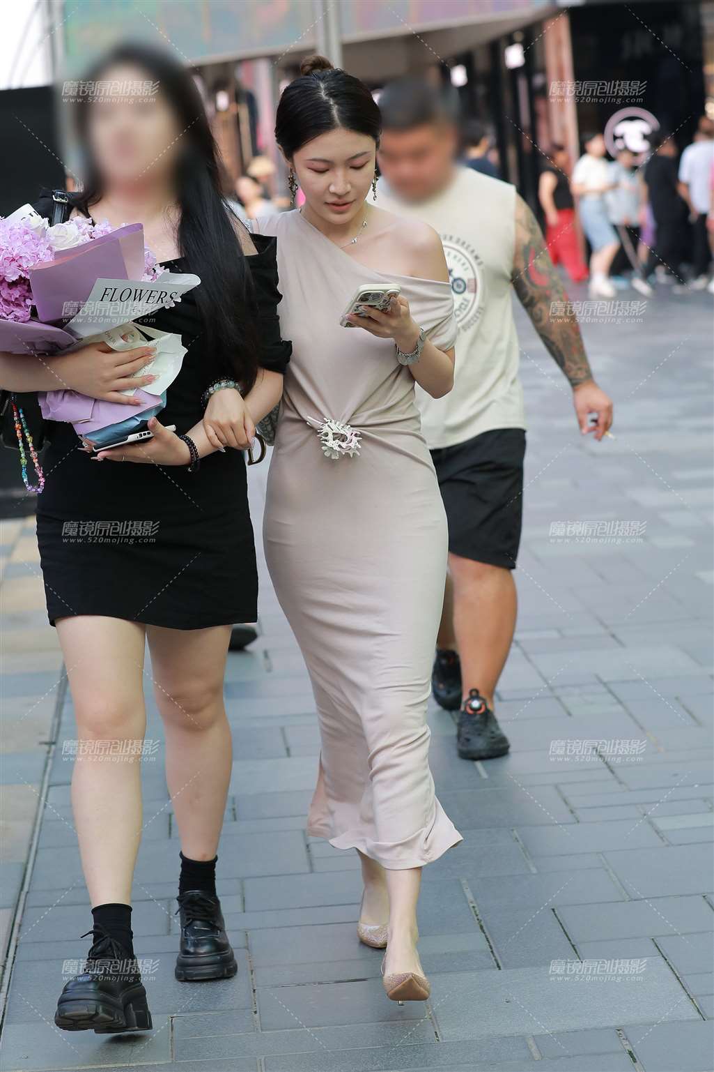 图片[3]-肉色紧身包臀裙美女-流行馆