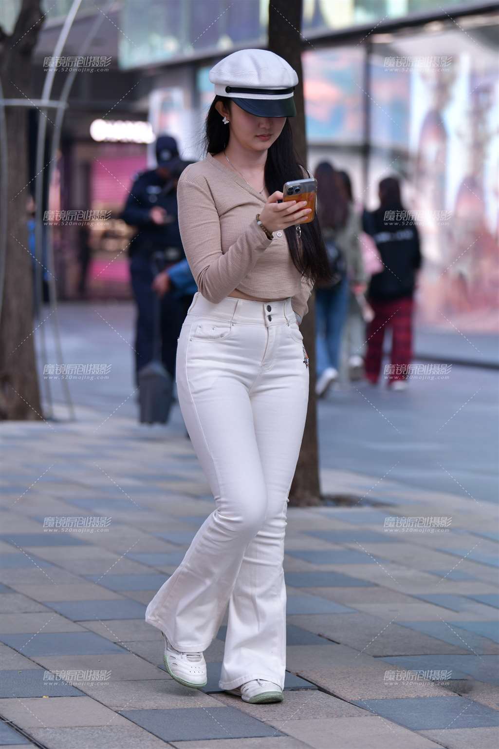 图片[5]-白色牛仔裤紧致美女-流行馆